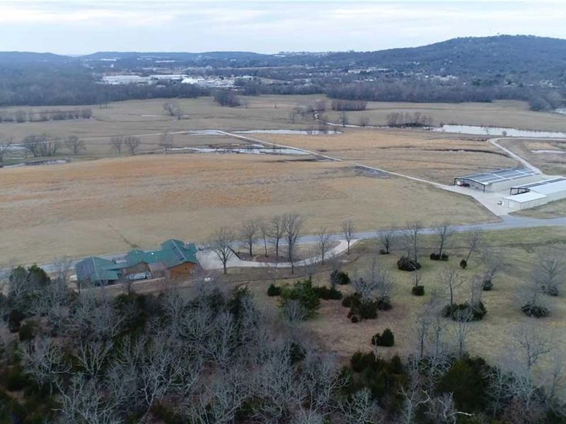 393.37 Acres in Fayetteville, Arkansas : Fayetteville : Washington County : Arkansas