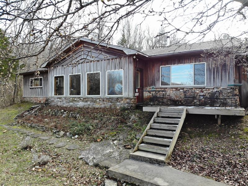 Waterfalls, Caves, Natural Beauty, Farm for Sale in Arkansas, 230414