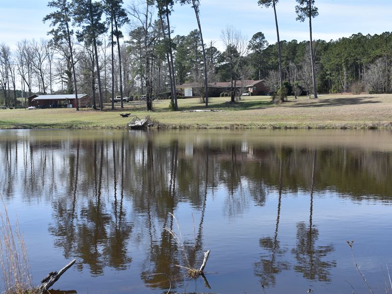 Fantastic Farm with 3 Acre Pond, Farm for Sale in 231311 FARMFLIP