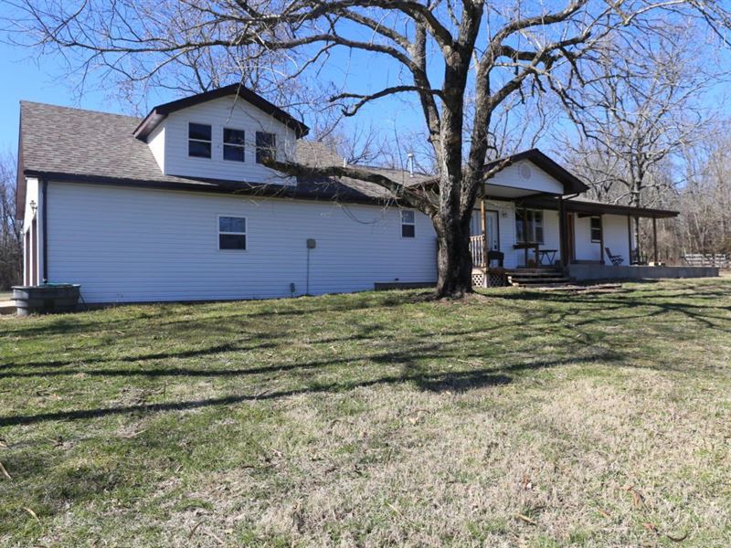 Country Home Acreage Close to West, Farm for Sale in Missouri, 233584
