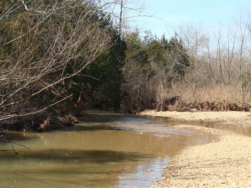 Newer Home 18 Acres, Live Water : Cuba : Crawford County : Missouri