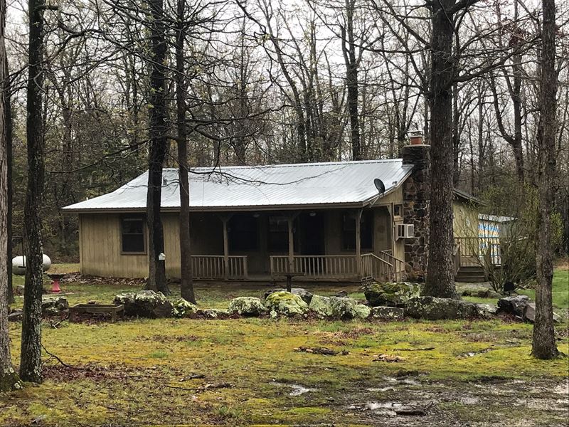 Ozark Cabin Getaway Mountain View Farm for Sale in Mountain View