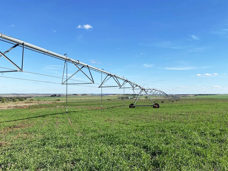 Cropland, Pivot Farm for Sale in Hydro, Caddo County, Oklahoma