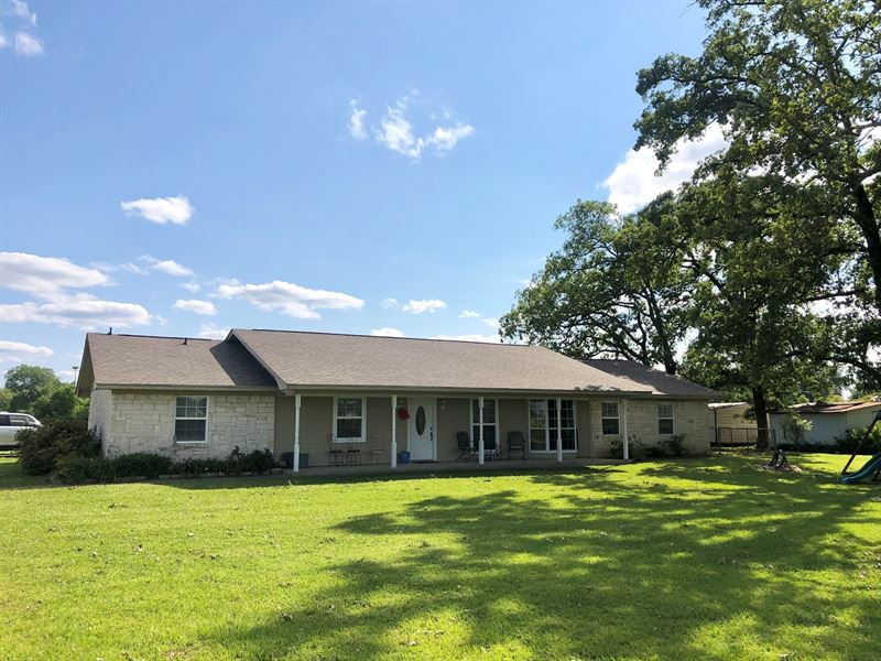 Country Home Ranch Land Waskom East Farm for Sale in Waskom, Harrison