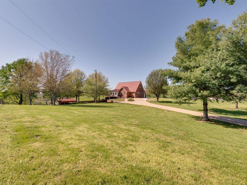 Country Home, Hills Lynnville Farm for Sale in Lynnville, Giles