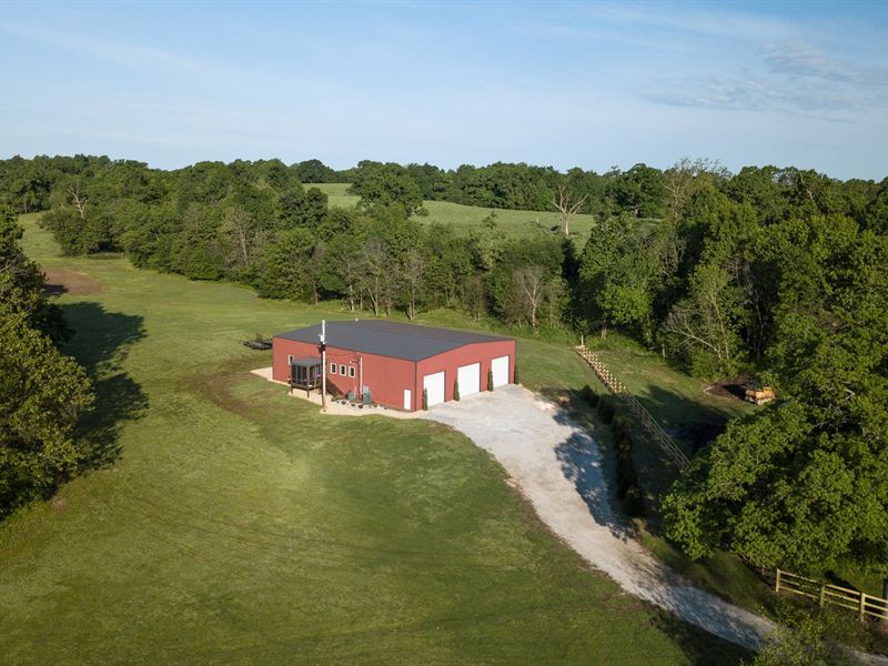 Country Home Western Benton County, Farm for Sale in Arkansas, 239552