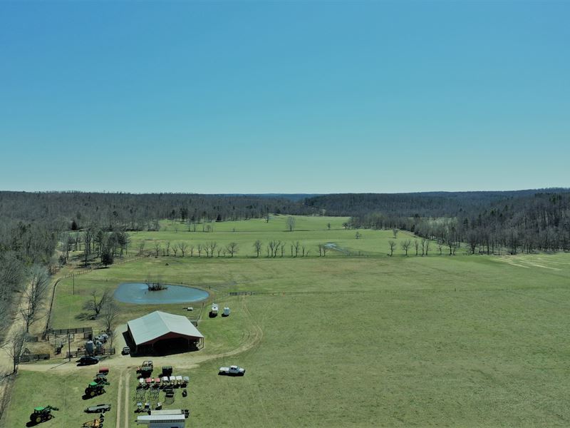 200 Acre Cattle, Hay, Hunting Farm, Farm for Sale in Missouri, 243007