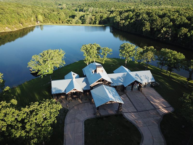 Luxury Home Land, Warsaw Mo, Benton, Farm for Sale in Missouri, 243090