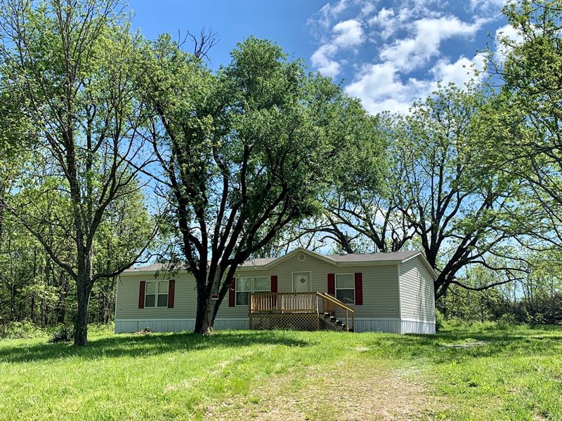 Southern MO Country Home Farm for Sale in Yukon, Texas County
