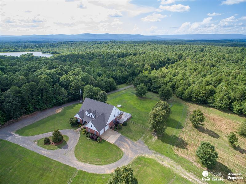 Home With Mountain Views Arkansas Farm for Sale in Hatfield, Polk County, Arkansas 246316