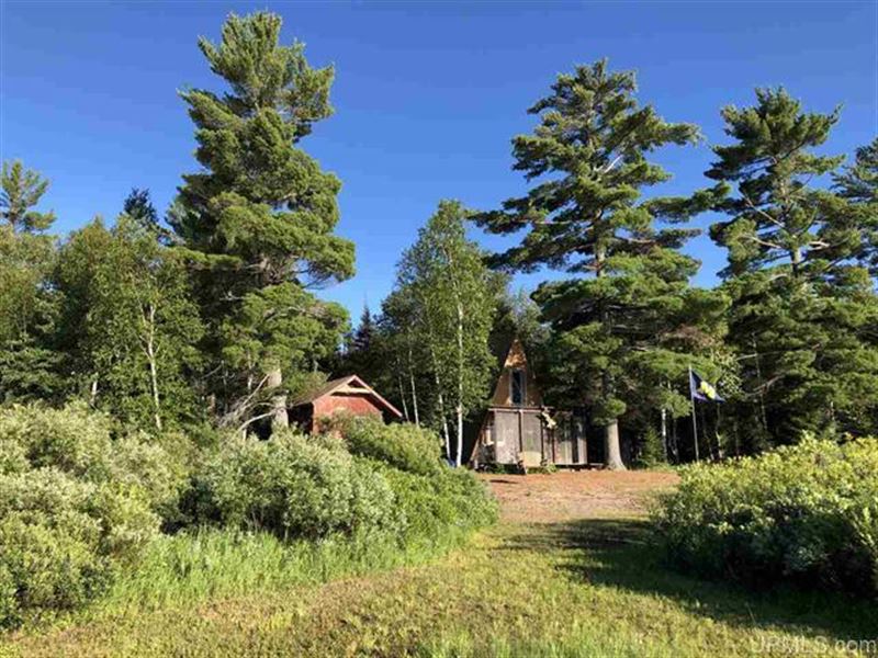 Unique Find on Dead River Basin : Ishpeming : Marquette County : Michigan
