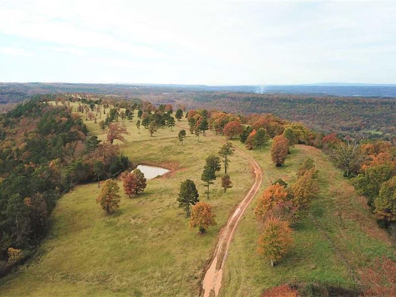 1150 Acre Ranch with a View : Clinton : Van Buren County : Arkansas