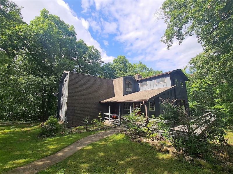 Country Home with Acreage for Sale : Kirksville : Adair County : Missouri