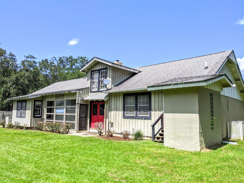 MiniFarm, Timber and Lodge Farm for Sale in Lamont, Jefferson County