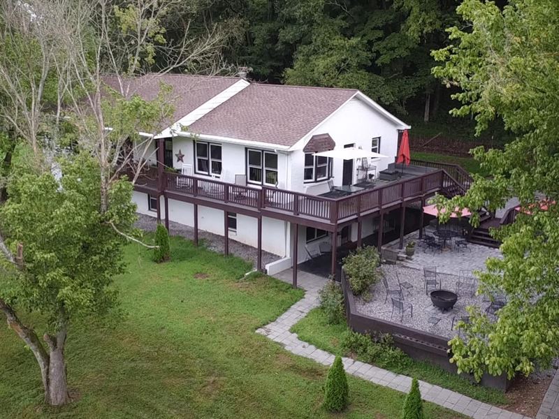 Country Home Leipers Fork Tennessee, Farm for Sale in Tennessee