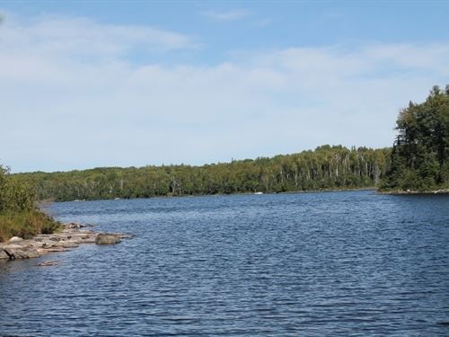 Lot 44B Beautiful Fence Lake : Michigamme : Baraga County : Michigan