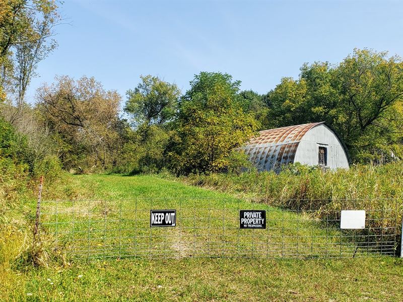 Secluded 30 Acre Hunting Parcel Farm for Sale in Richland Center