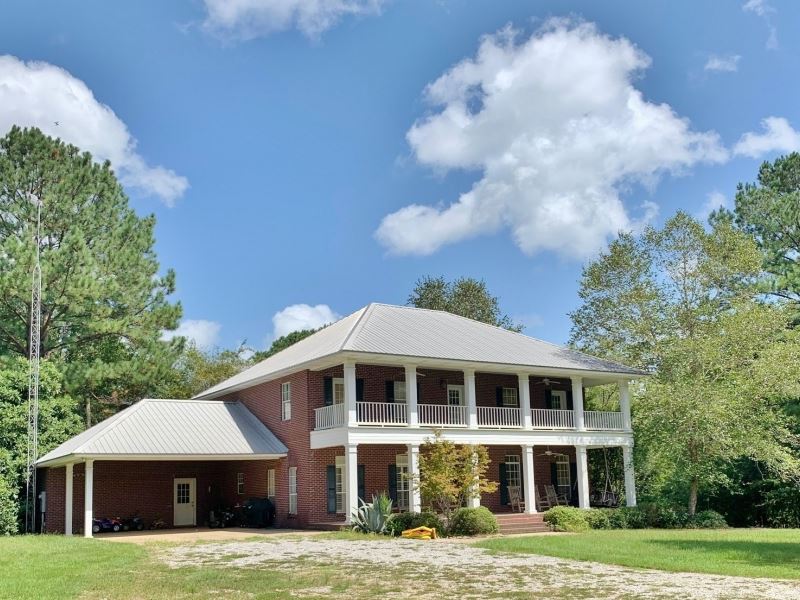 Home & 134 Acres In Amite Count Farm for Sale in Gloster, Amite
