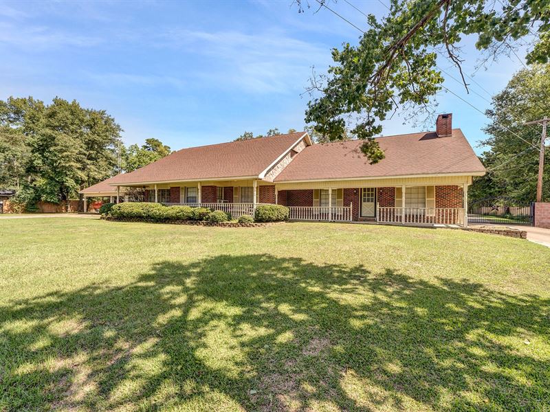 Country Home Hallsville Isd Farm for Sale in Longview, Harrison