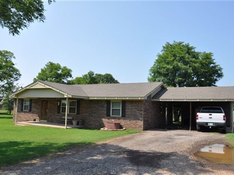 Country Home On 5 Acres, Farm for Sale in Oklahoma, 256227 FARMFLIP