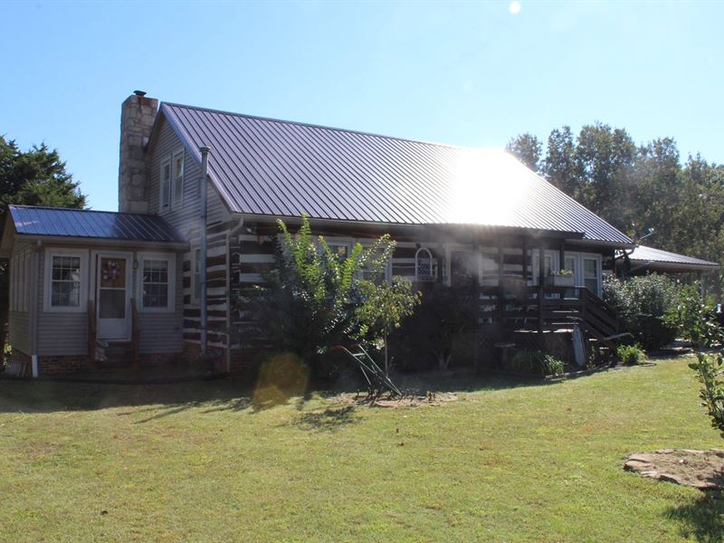 Log Home 29.91Acres Bowling Green Farm for Sale in Bowling Green, Warren County, Kentucky