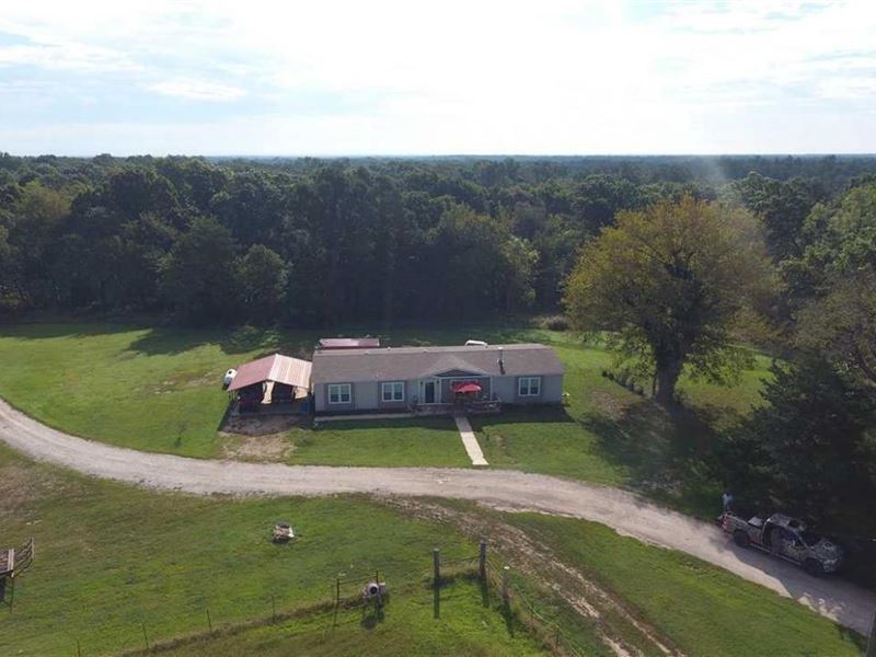 390 Acres in Jay, Oklahoma : Jay : Delaware County : Oklahoma