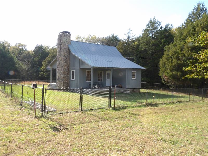 Beautiful Farm with Cabin, Creeks, Farm for Sale in Tennessee, 257850
