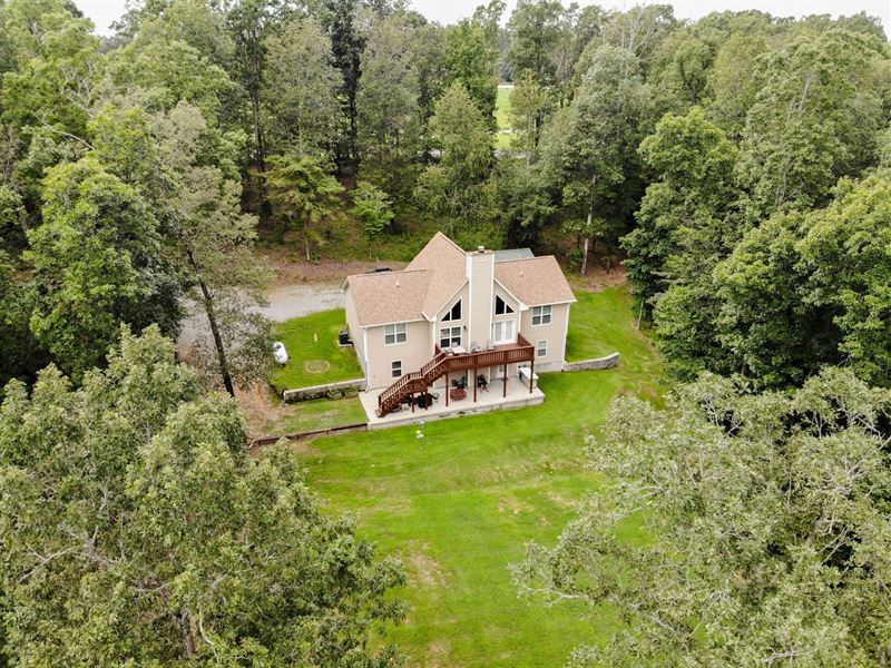 Secluded Country Home Primm, Farm for Sale in Tennessee, 258395 FARMFLIP