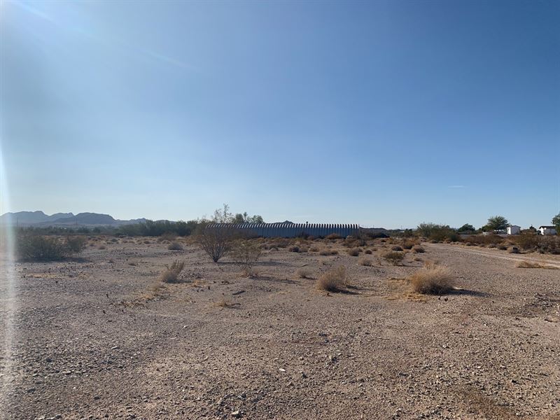 40 Acre Parcel Bouse, AZ Well, Farm for Sale in Arizona, 260339 FARMFLIP