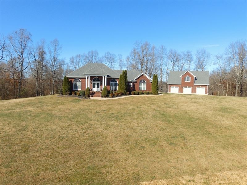 Country Home Acreage Santa Fe, Farm for Sale in Tennessee, 261424