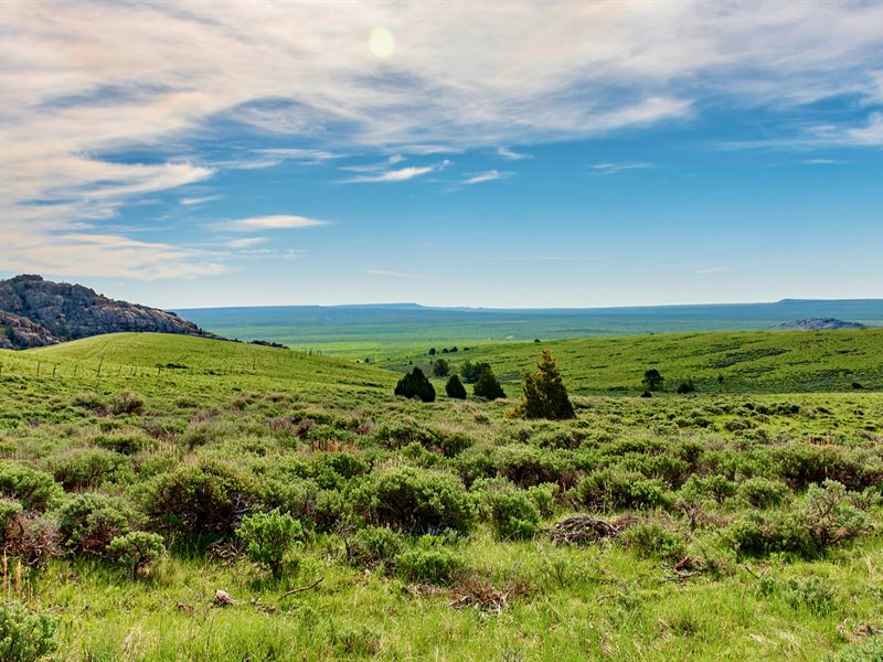 Ranch with Creek & Mountain Views : Alcova : Carbon County : Wyoming
