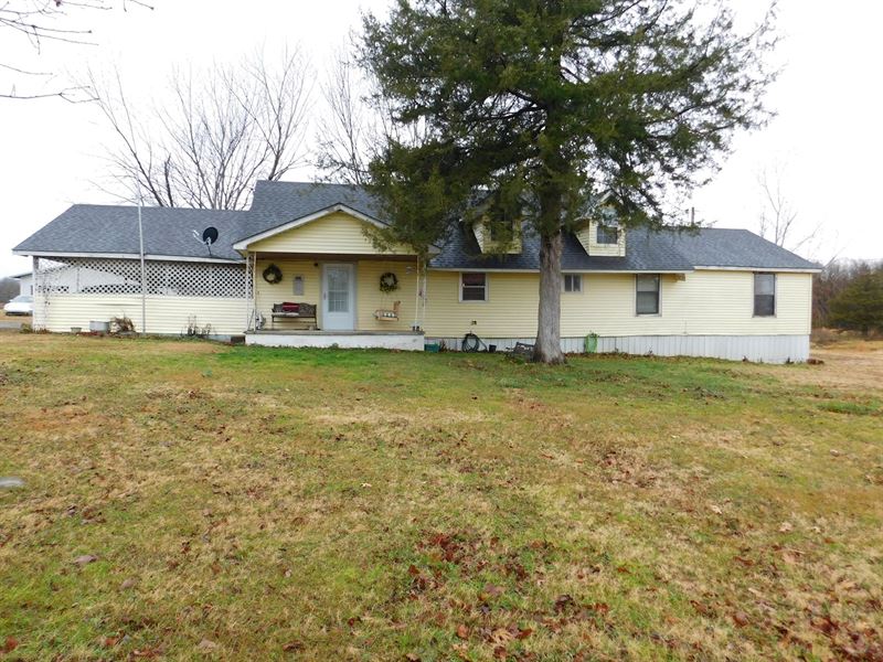 Country Home On 9 Acres, Farm for Sale in Oklahoma, 264234 FARMFLIP