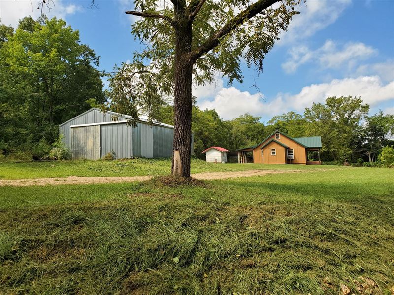 Country Home and Acreage for Sale Farm for Sale in Thornfield, Ozark