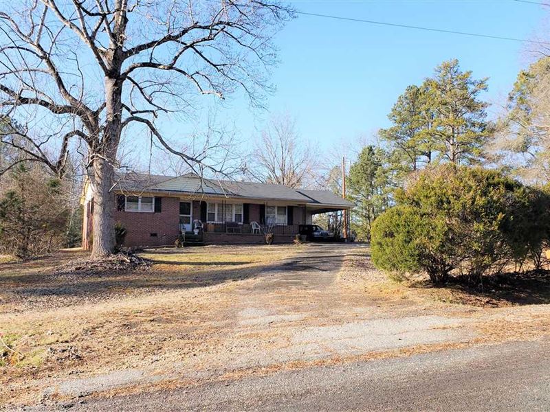 3Bd/2Ba Home on 10 Acres in Che, Farm for Sale in South Carolina