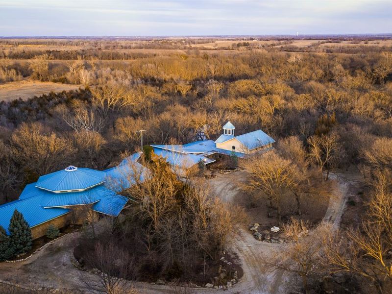 Santa Fe Lake Retreat, Farm for Sale in Kansas, 267798 FARMFLIP