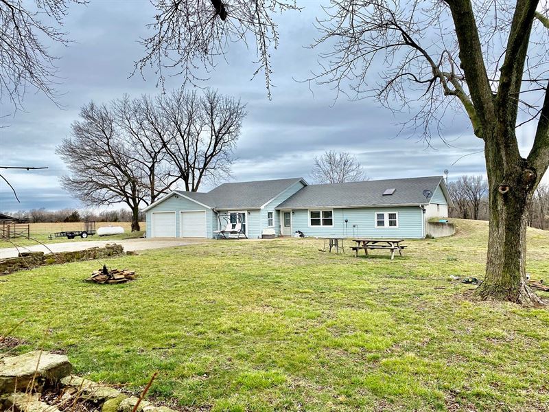 Vernon County Country Home 17 Acres Farm for Sale in Sheldon, Vernon