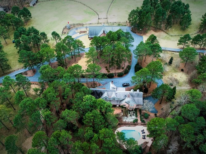 Luxury Equestrian Estate, Farm for Sale in North Carolina, 272134