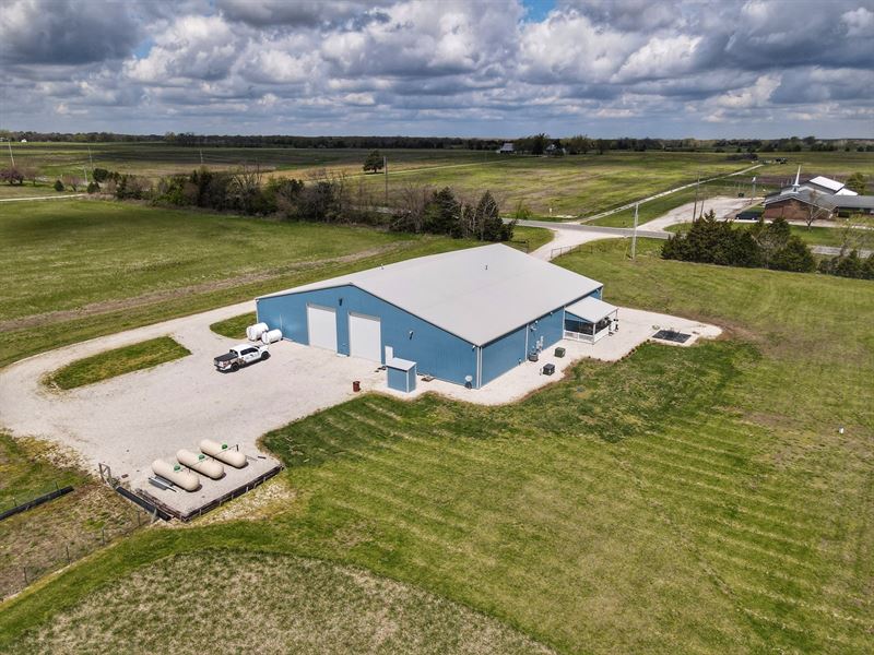 Home for Sale Versailles MO, Farm for Sale in Missouri, 277035 FARMFLIP