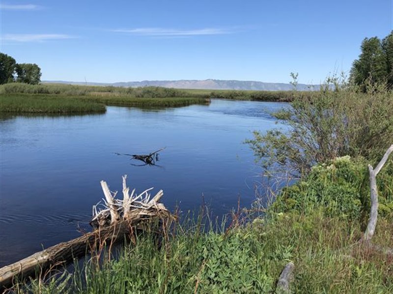 Historic Riverfront Bath Ranch, Farm for Sale by Owner in Wyoming