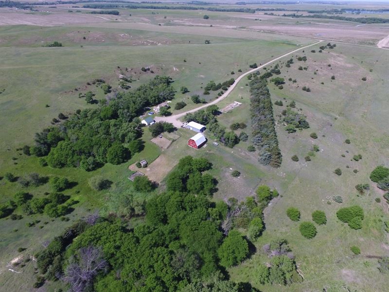 Morland Country Home, Farm for Sale in Kansas, 282250 FARMFLIP