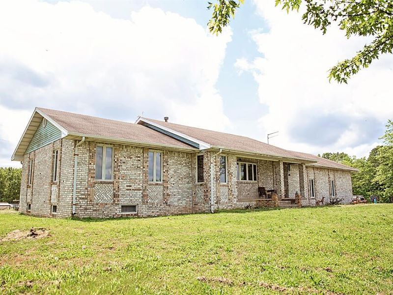 Homestead and Farm in The Ozarks Farm for Sale in Norwood, Douglas