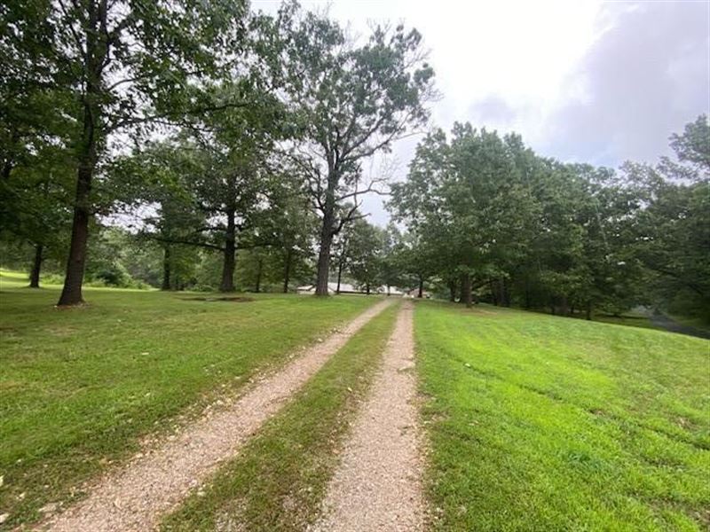 Earth Berm Home On 5 Acres : Mountain Grove : Wright County : Missouri