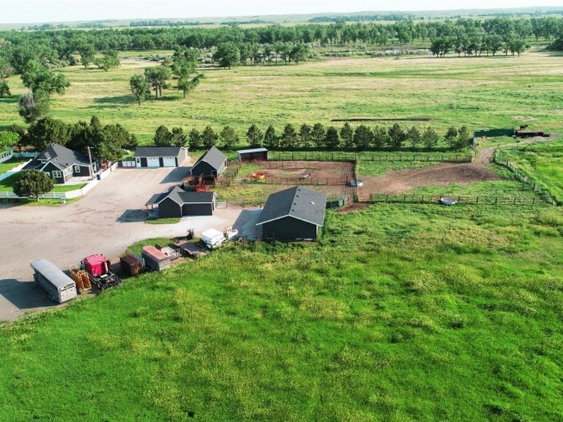 Hershey North Platte River Acreage Farm for Sale in Hershey, Lincoln