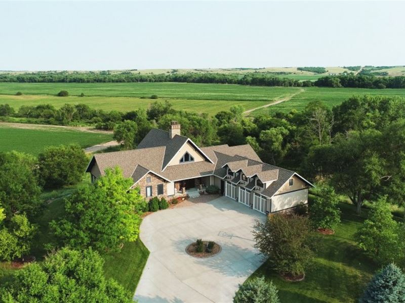 Secluded Country Estate : Franklin : Franklin County : Nebraska
