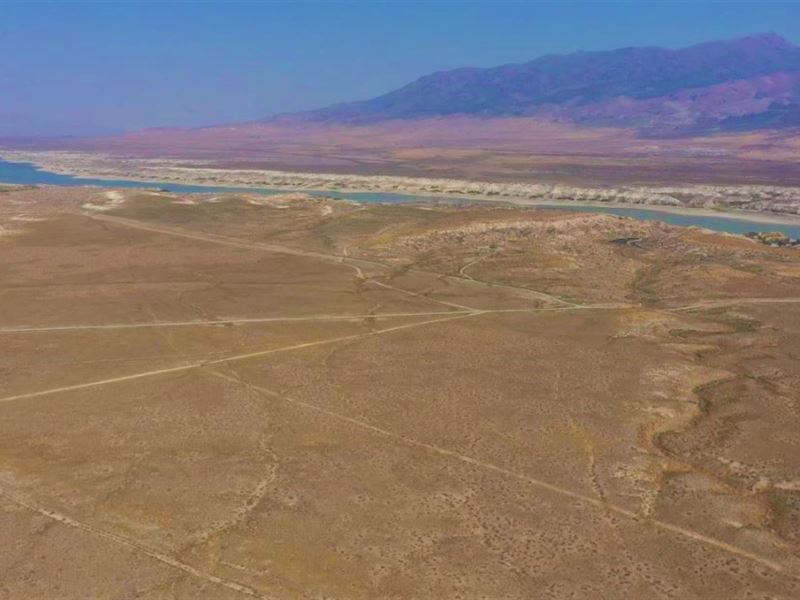 40 Acres, 8 Min From The Boat Ramp : Lovelock : Pershing County : Nevada