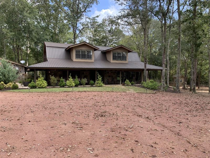 Rare Find-Lodge and Hunting Land : Benevola : Pickens County : Alabama