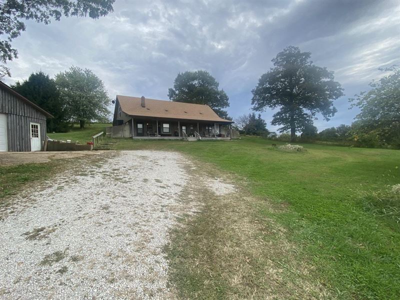 Country Home On 17.5 Acres : Mountain Grove : Wright County : Missouri