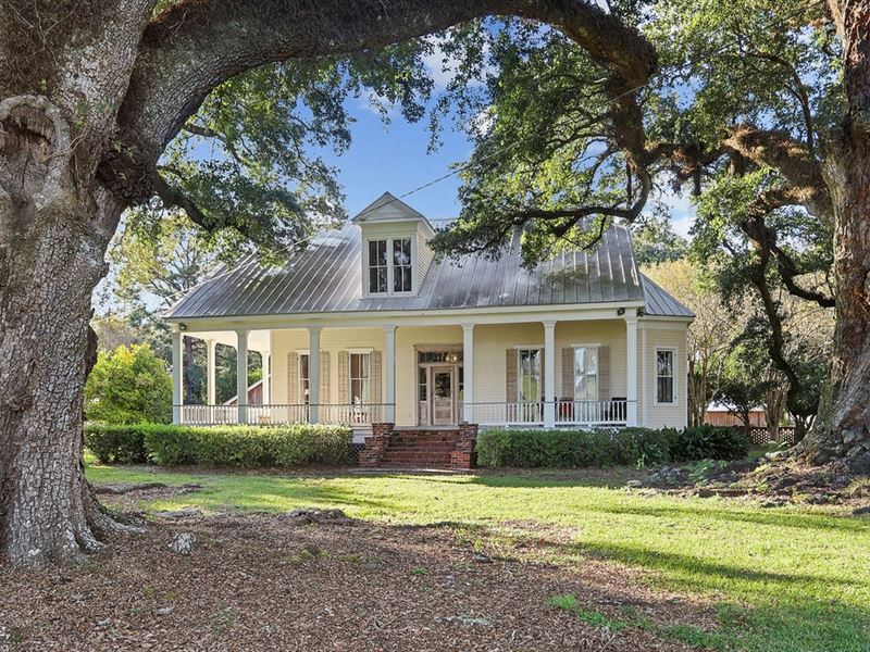 La, West Baton Rouge 6 Acres : Port Allen : West Baton Rouge Parish : Louisiana