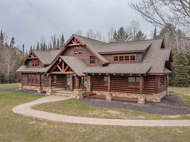 Home or Office on 5 Ac : Land O'lakes : Vilas County : Wisconsin