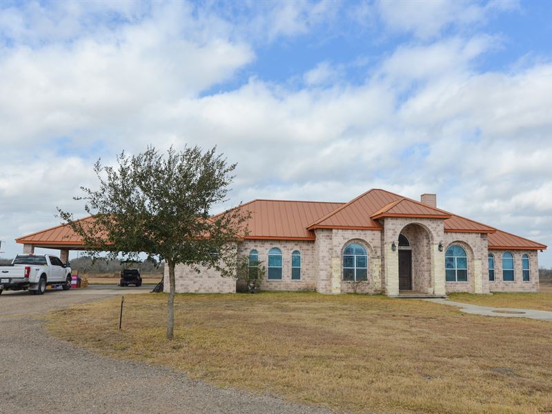 Alvarado Ranch : Alice : Jim Wells County : Texas